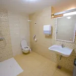 Cozy Luxe With Natural Thermal Bath - Seven Bedroom 度假居 Cerklje ob Krki