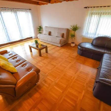 Cozy Luxe With Natural Thermal Bath - Seven Bedroom * Cerklje ob Krki