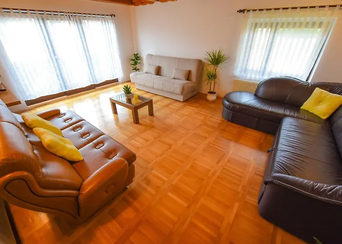 Cozy Luxe With Natural Thermal Bath - Seven Bedroom * Cerklje ob Krki