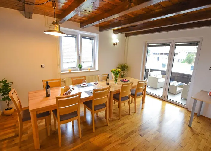 Cozy Luxe With Natural Thermal Bath - Seven Bedroom Cerklje ob Krki