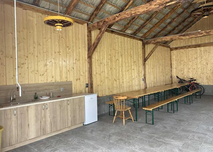 Cozy Luxe With Natural Thermal Bath - Seven Bedroom بيت للعطل